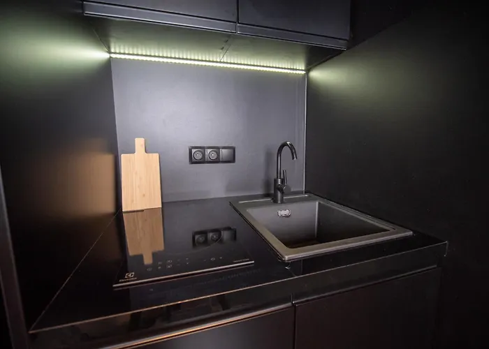 Апартаменты Behind The Scenes Taczaka Познань